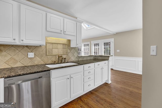 4002 Bent Willow Lane, Woodstock, GA 30189