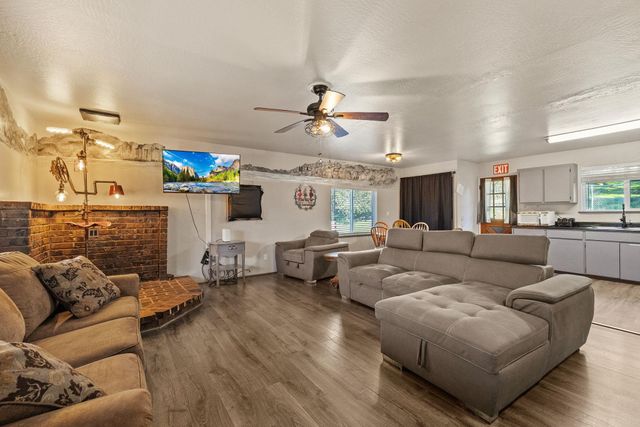 22941 Hudson Road, Columbia, CA 95310