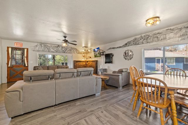 22941 Hudson Road, Columbia, CA 95310