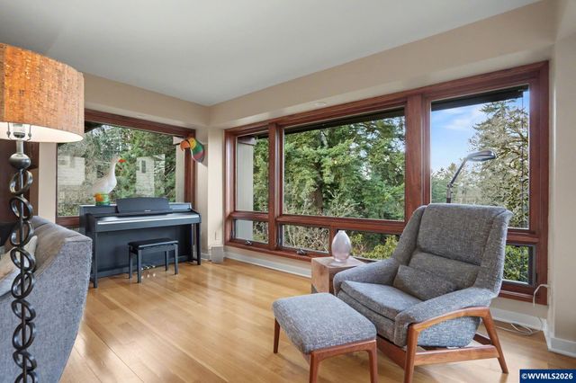 3455 Biegler Ln S, Salem, OR 97302