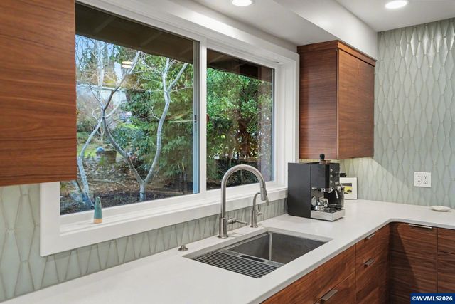 3455 Biegler Ln S, Salem, OR 97302