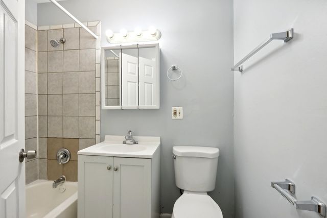 12219 S Throop Street, Chicago, IL 60643