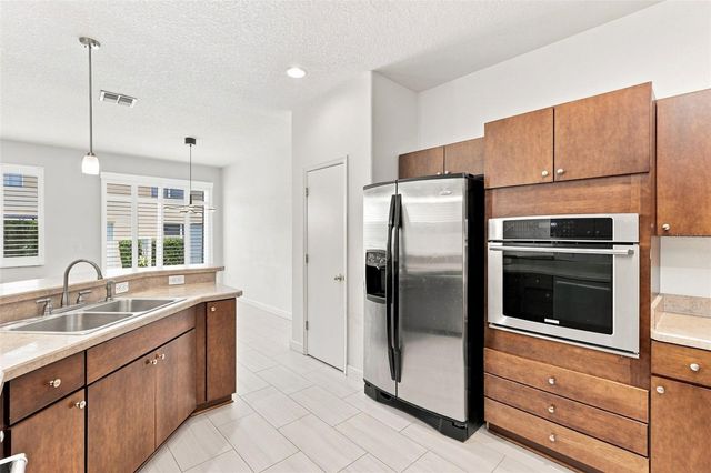 340 GOLDEN DEWDROP WAY, Oviedo, FL 32765