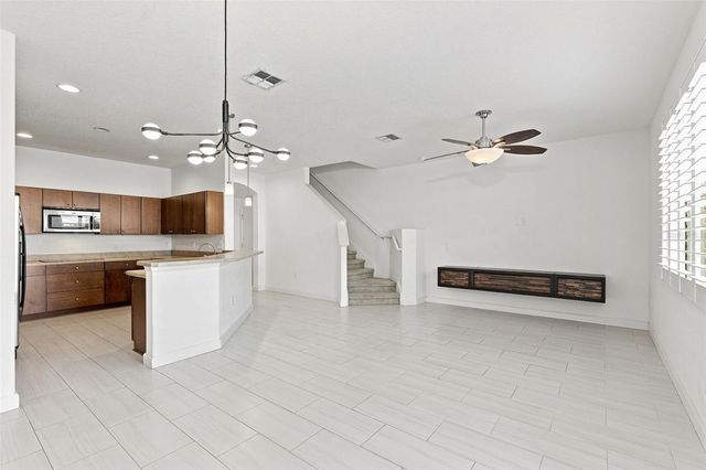 340 GOLDEN DEWDROP WAY, Oviedo, FL 32765