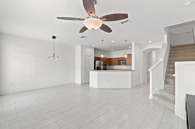 340 GOLDEN DEWDROP WAY, Oviedo, FL 32765