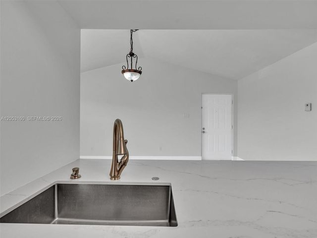 15325 SW 106th Terrace 636, Miami, FL 33196