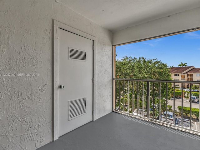 15325 SW 106th Terrace 636, Miami, FL 33196