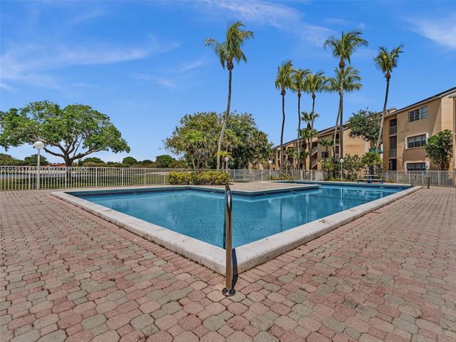 15325 SW 106th Terrace 636, Miami, FL 33196