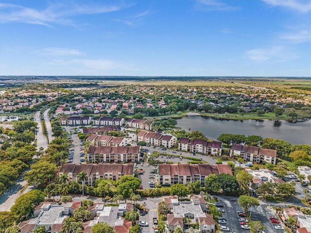 15325 SW 106th Terrace 636, Miami, FL 33196