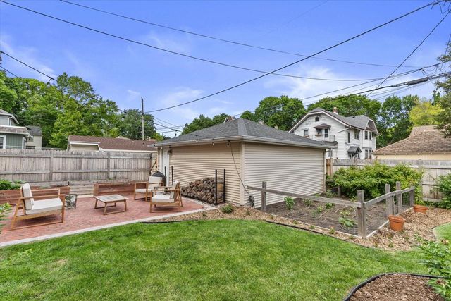 3416 S Delaware AVENUE, Milwaukee, WI 53207