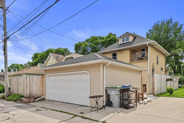 3416 S Delaware AVENUE, Milwaukee, WI 53207