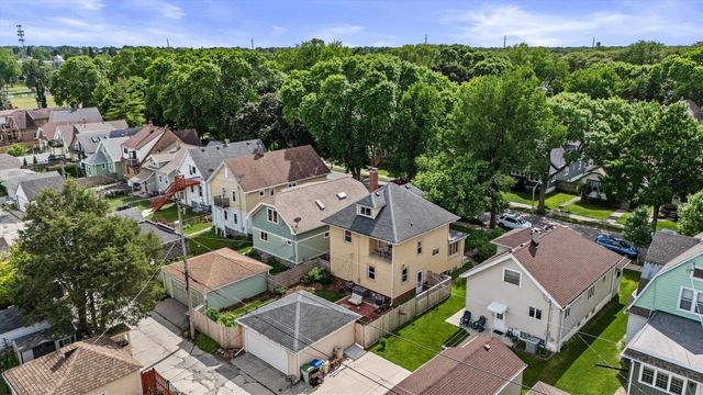 3416 S Delaware AVENUE, Milwaukee, WI 53207