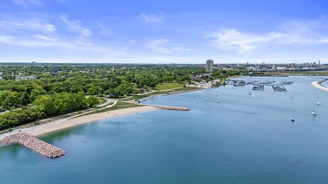 3416 S Delaware AVENUE, Milwaukee, WI 53207