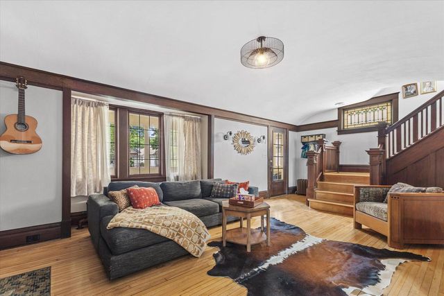 3416 S Delaware AVENUE, Milwaukee, WI 53207