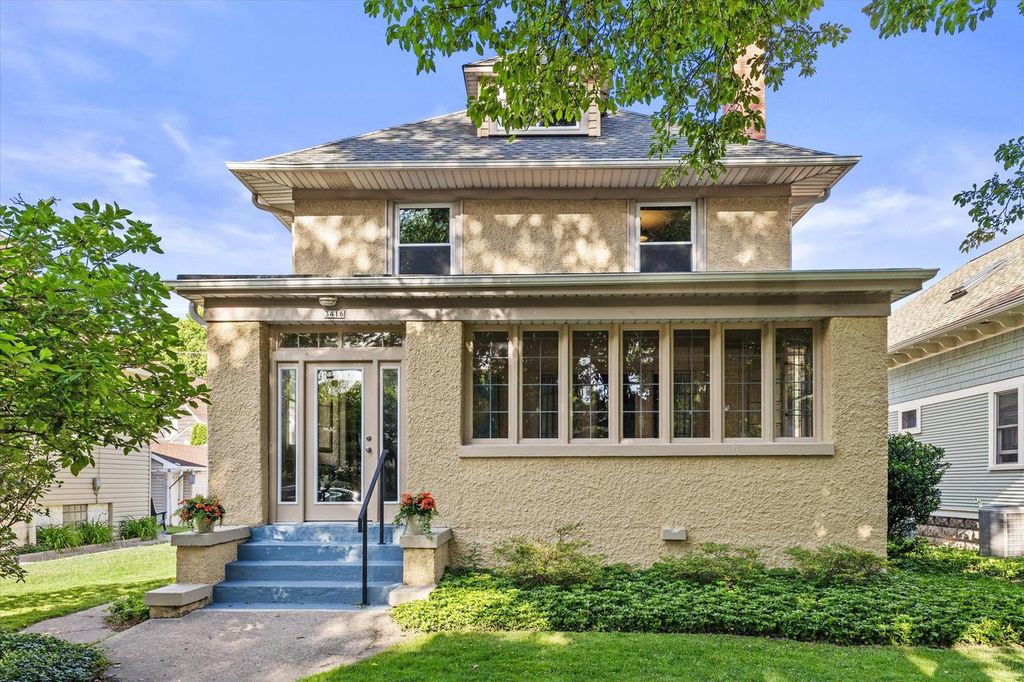 3416 S Delaware AVENUE, Milwaukee, WI 53207