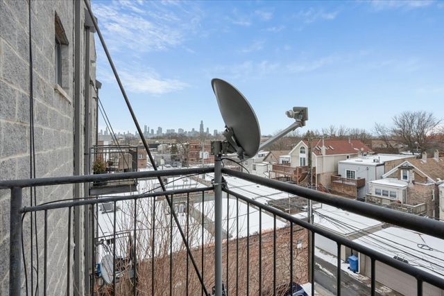 2623 W CHICAGO Avenue 4, Chicago, IL 60622