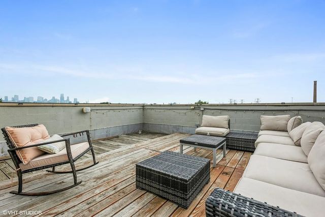 2623 W CHICAGO Avenue 4, Chicago, IL 60622