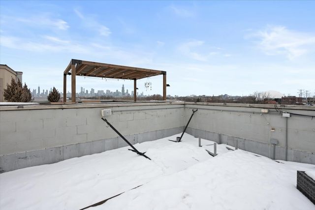 2623 W CHICAGO Avenue 4, Chicago, IL 60622