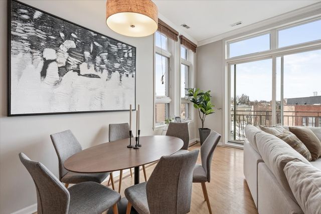 2623 W CHICAGO Avenue 4, Chicago, IL 60622