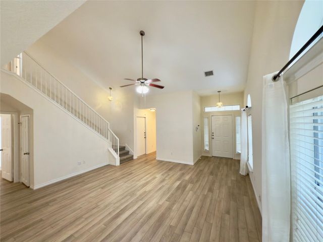 11505 Bruce Jenner LN, Austin, TX 78748