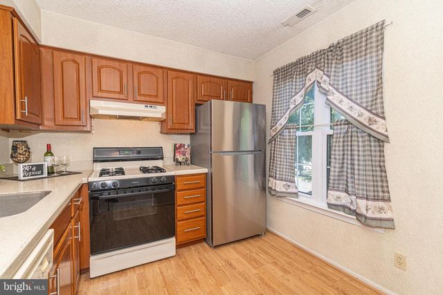186-B COLLIN CT, Mount Laurel, NJ 08054
