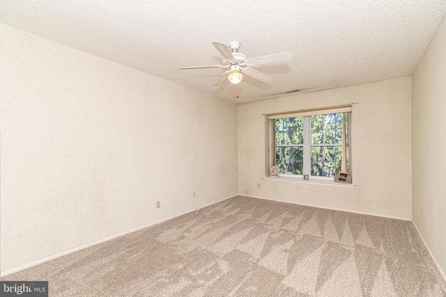 186-B COLLIN CT, Mount Laurel, NJ 08054