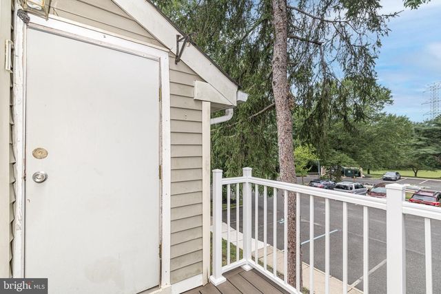 186-B COLLIN CT, Mount Laurel, NJ 08054