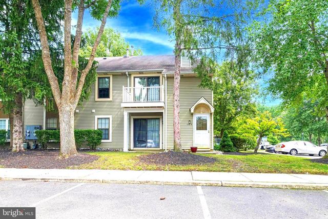 186-B COLLIN CT, Mount Laurel, NJ 08054