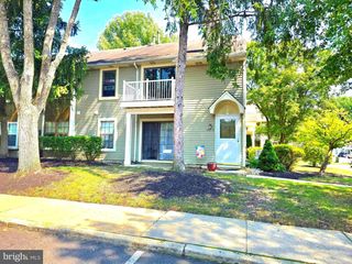186-B COLLIN CT, Mount Laurel, NJ 08054