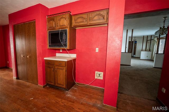 123 Jefferson Drive, Waterloo, IL 62298