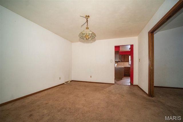 123 Jefferson Drive, Waterloo, IL 62298