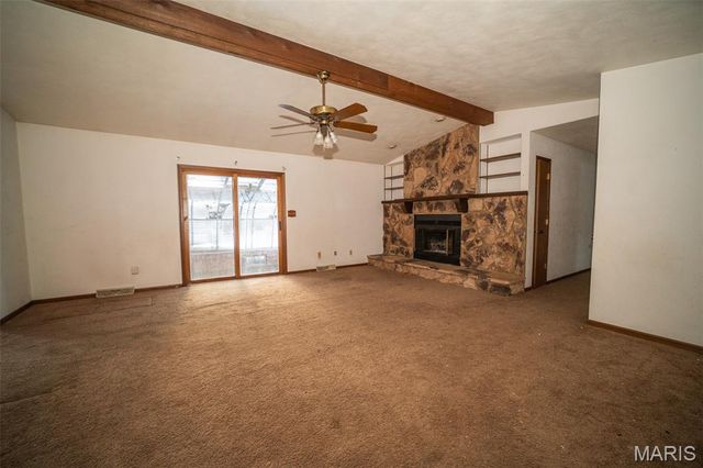 123 Jefferson Drive, Waterloo, IL 62298