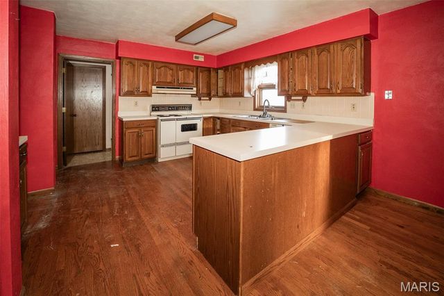 123 Jefferson Drive, Waterloo, IL 62298