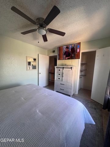 386 McCune Road B, El Paso, TX 79915