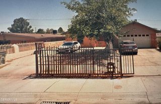 386 McCune Road B, El Paso, TX 79915