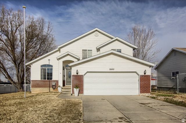 2602 W 3900 S, Roy, UT 84067