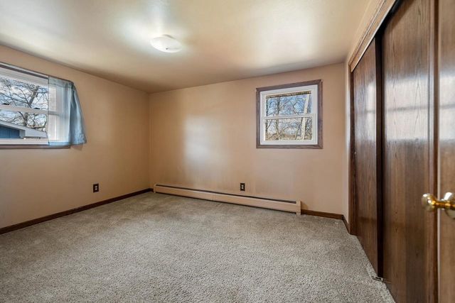 2070 WEST POINT TERRACE, Green Bay, WI 54304