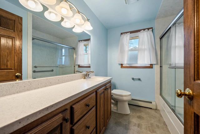 2070 WEST POINT TERRACE, Green Bay, WI 54304
