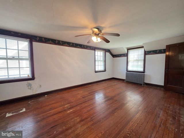 410 5TH AVE, Denver, PA 17517