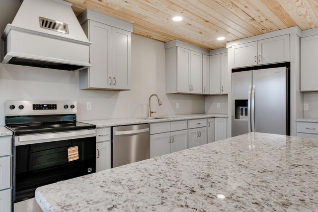 3295 Oyler Road, Clinton, AR 72031