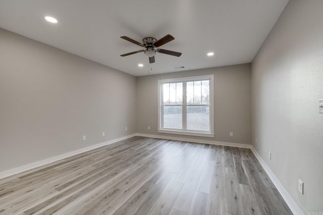 3295 Oyler Road, Clinton, AR 72031