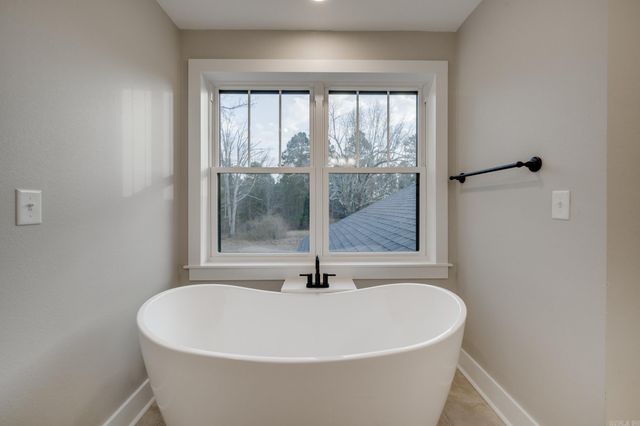 3295 Oyler Road, Clinton, AR 72031