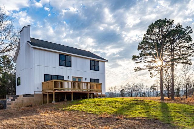 3295 Oyler Road, Clinton, AR 72031