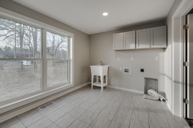 3295 Oyler Road, Clinton, AR 72031