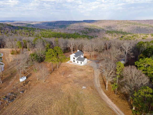 3295 Oyler Road, Clinton, AR 72031