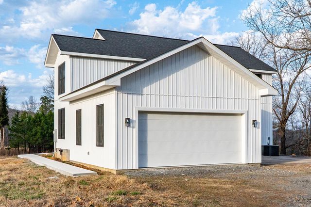 3295 Oyler Road, Clinton, AR 72031