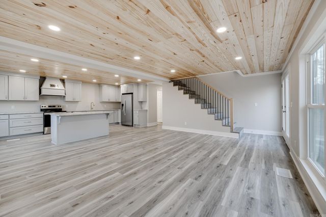 3295 Oyler Road, Clinton, AR 72031