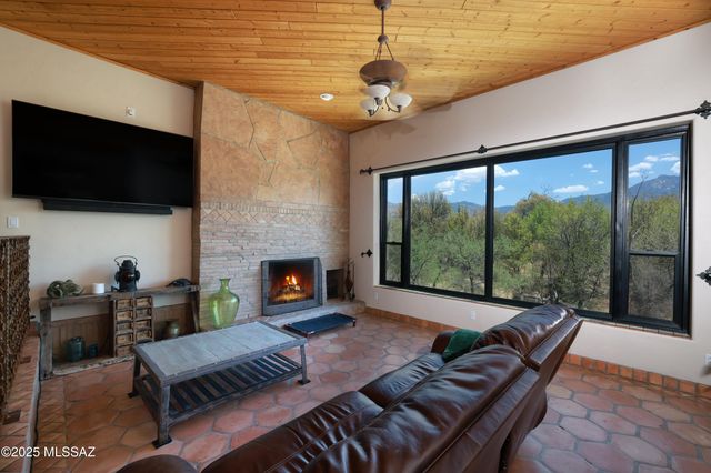 16545 E McKenzie Wash Road, Vail, AZ 85641