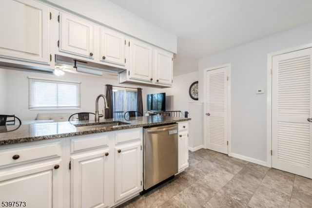 10 Augusta Dr 9, Vernon Twp., NJ 07462