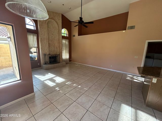 9274 E CORRINE Drive, Scottsdale, AZ 85260